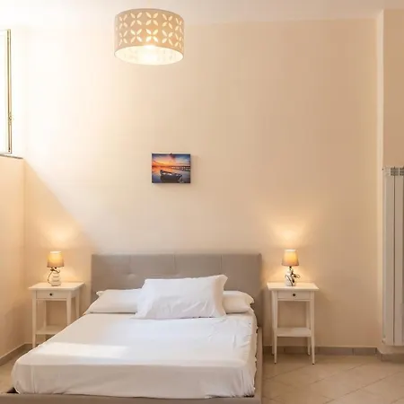 Charming With Air Conditioning In - 35 Sqm * Gragnano