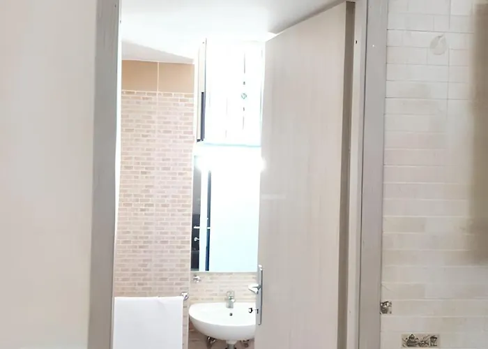 Charming With Air Conditioning In - 35 Sqm *